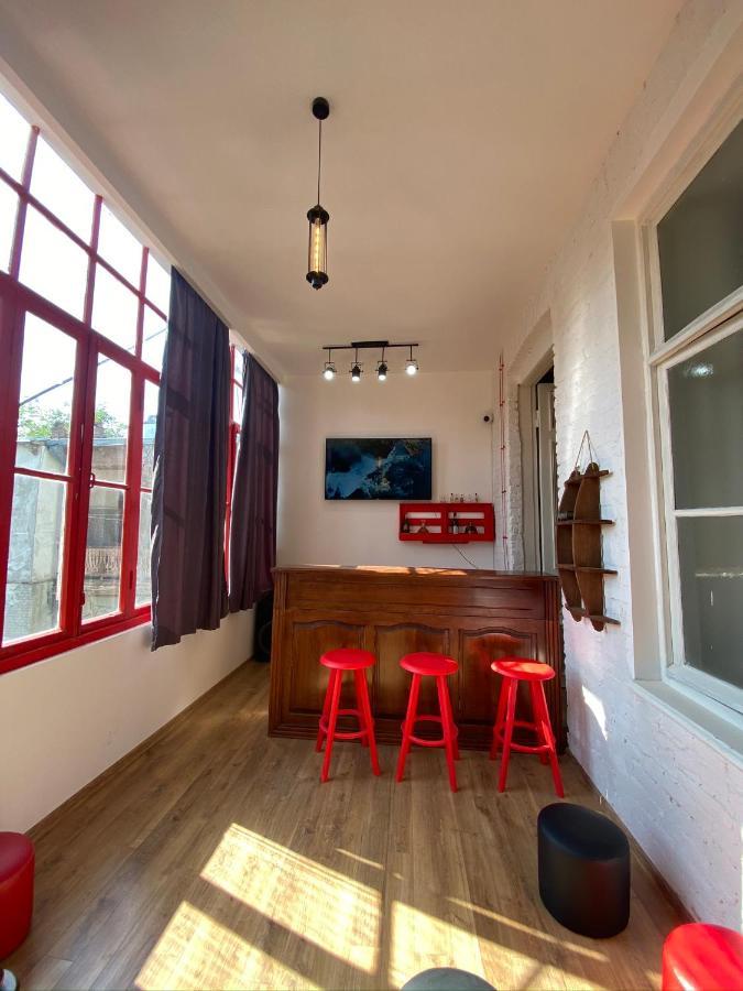 Red Door Lejlighed Tbilisi Eksteriør billede